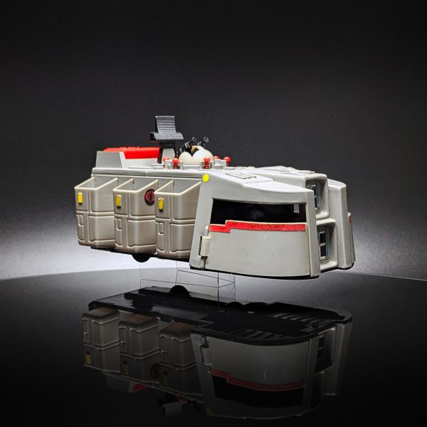 TROOP TRANSPORTER STAR WARS GHOST STANDS