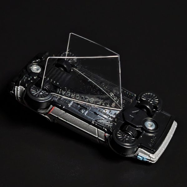 HOT WHEELS TIME MACHINE / GHOST STANDS