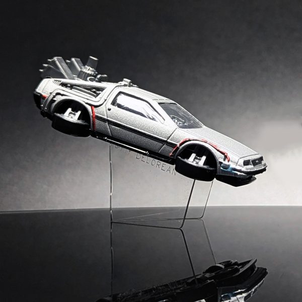 HOT WHEELS TIME MACHINE / GHOST STANDS