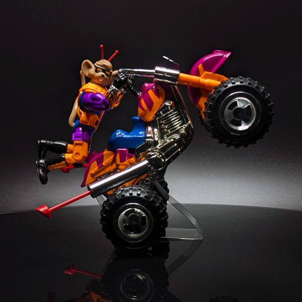 Throttle's Tromper ATV Bike / Ghost Stands