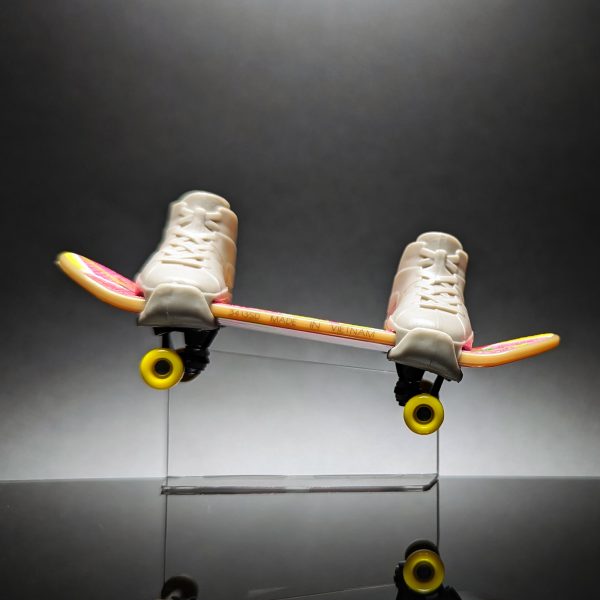 HOT WHEELS Hoverboard / GHOST STANDS