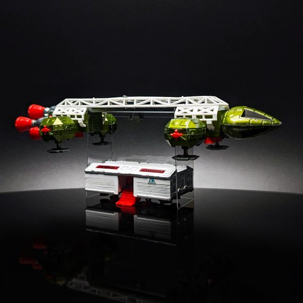 Dinky Eagle Transporter Space 1999 GHOST STAND